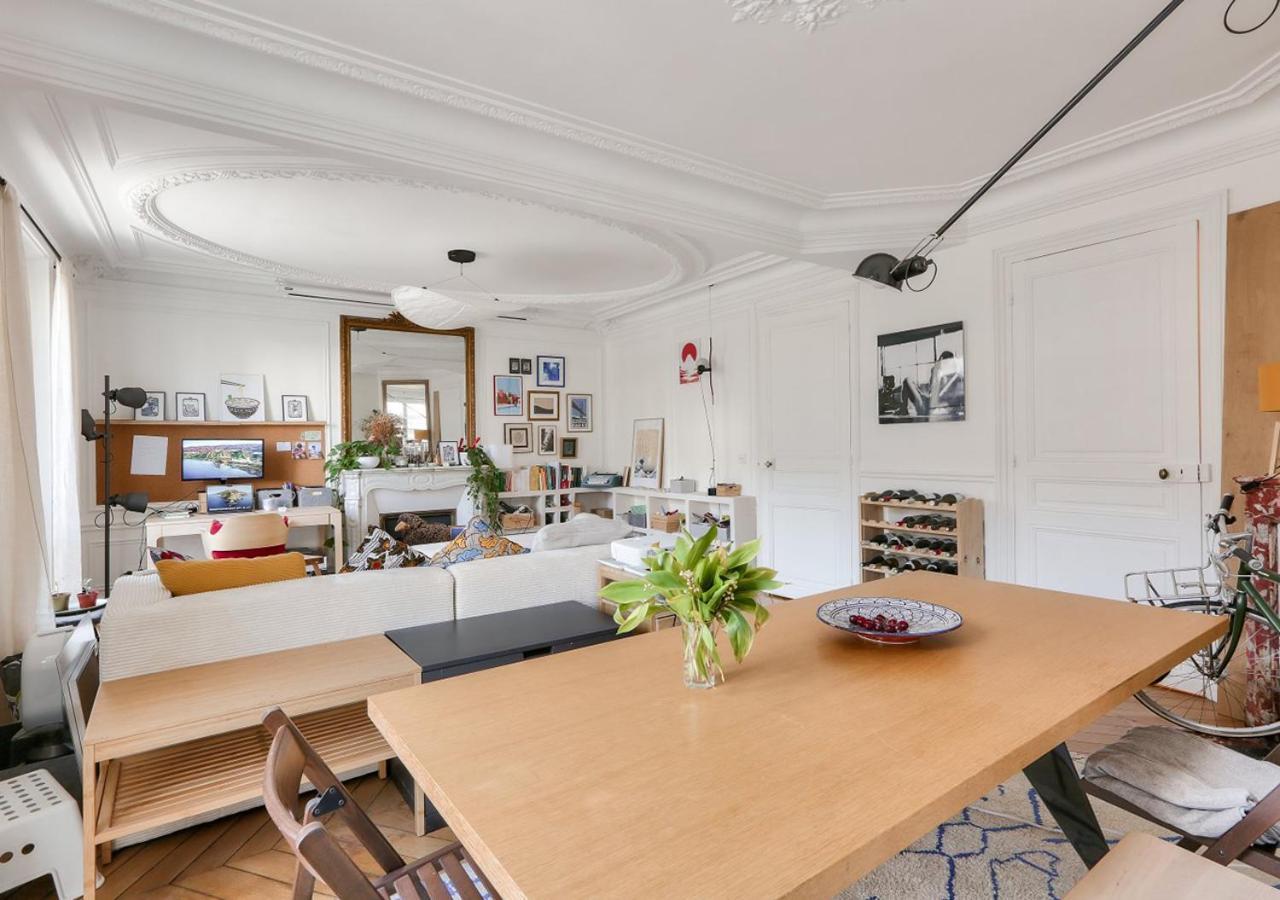 Gorgeous, Bright & Large 1 Bedroom Near Montmartre Appartamento